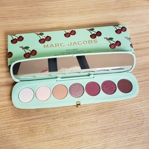 BNIB marc jacobs cherrific palette